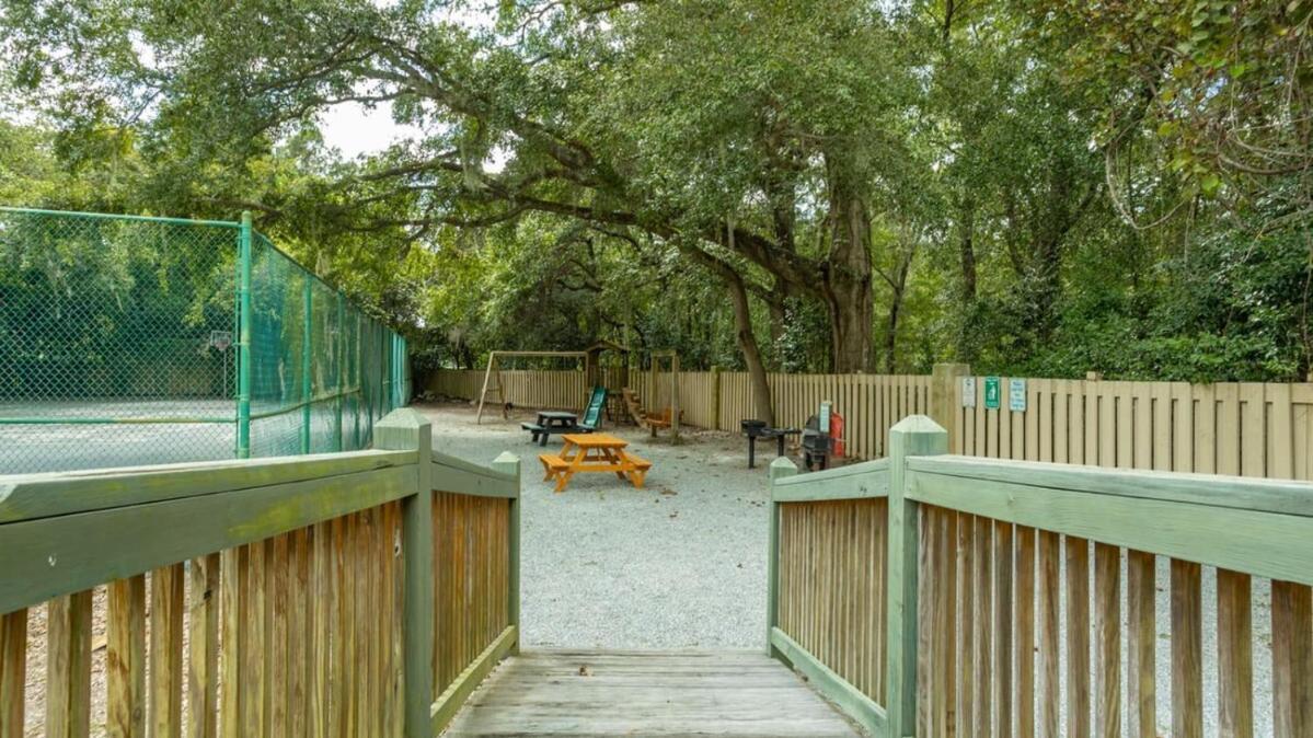 Walk To The Beach Waterfront Oasis Hilton Head Island Exteriér fotografie