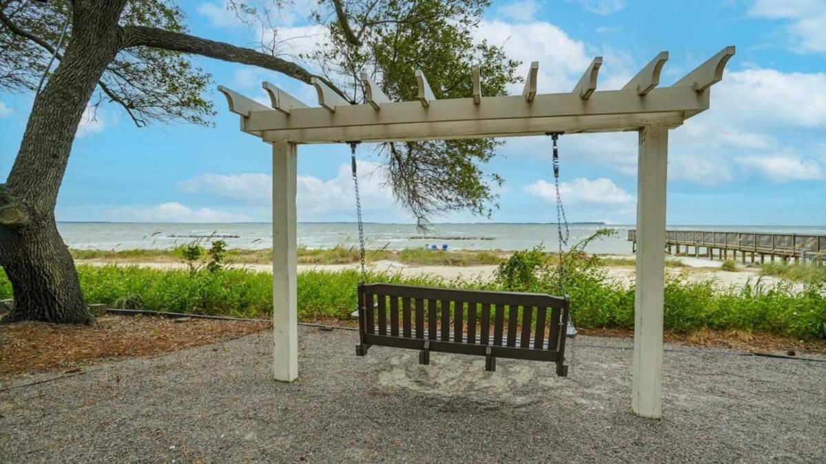 Walk To The Beach Waterfront Oasis Hilton Head Island Exteriér fotografie